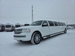 Lincoln-Navigator-SUV-Limo